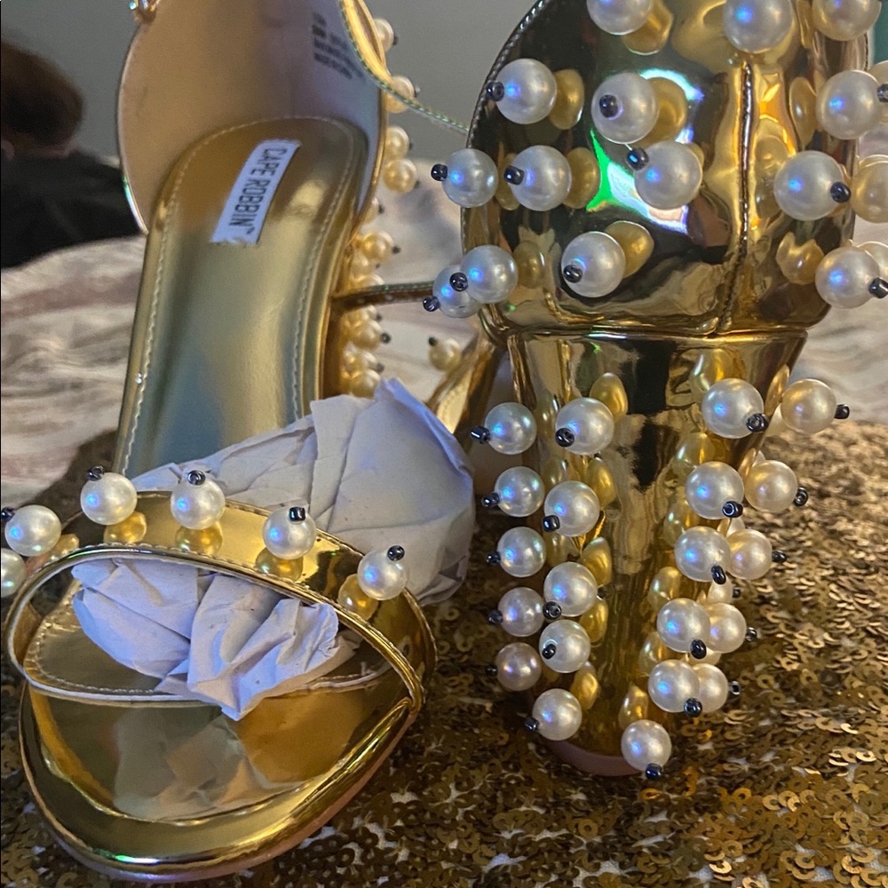 Skylar pearl and gold wedge heels